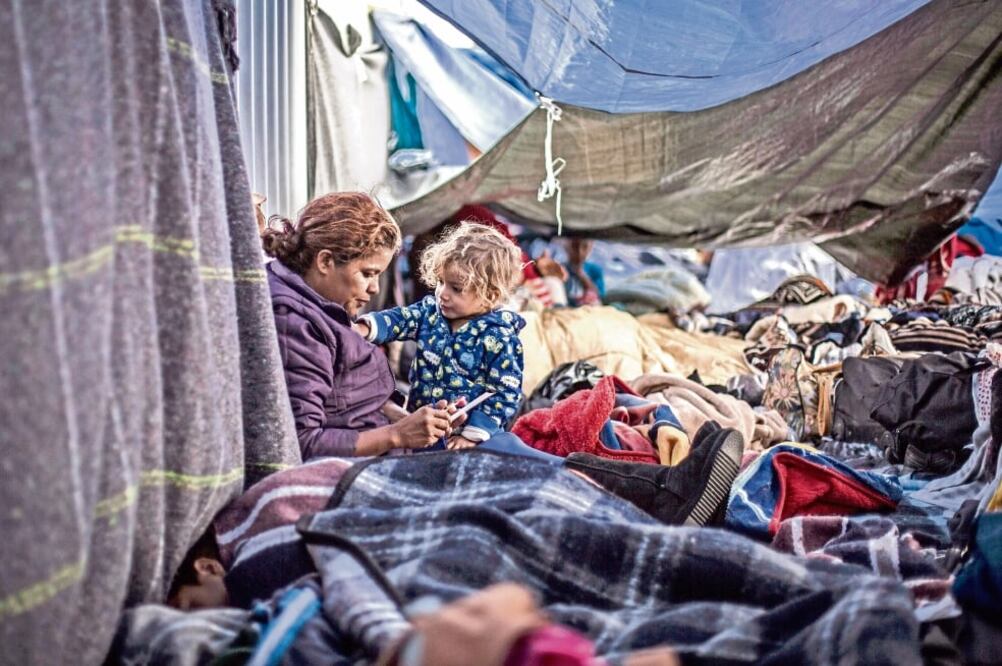 Miembros de la Caravana Migrante el 1 de mayo. El gobierno de Trump ha separado a más de 650 niños de sus padres, según autoridades. Foto: OMAR MARTÍNEZ. CUARTOSCURO