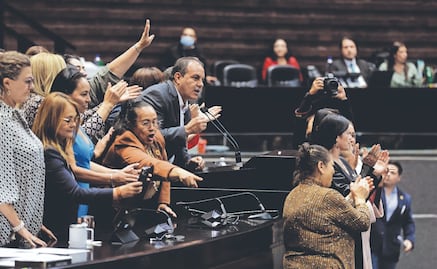 Diputadas del PRIMor hacen la cuauhtemiña