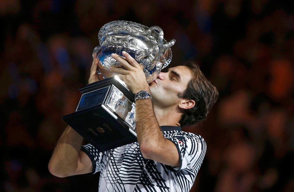 El tenista Roger Federer, una de las 300 personas más ricas de Suiza, en el Open de Australia con un Rolex en la muñeca.