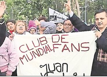 'El Divo' tiene historia en cada uno de sus fans