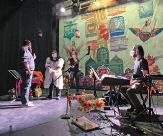 Luces, cámara... ¡tercera llamada!