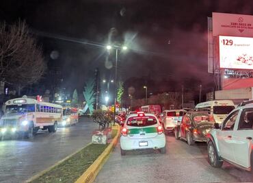 Xalapa, colapsada por el tránsito; automovilistas hacen hasta 3 horas de fila