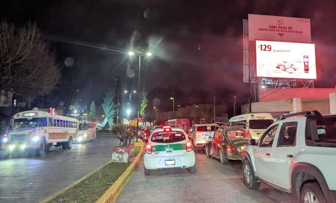 Xalapa colapsa vialmente (13/11/2025). Foto: Édgar Ávila Pérez