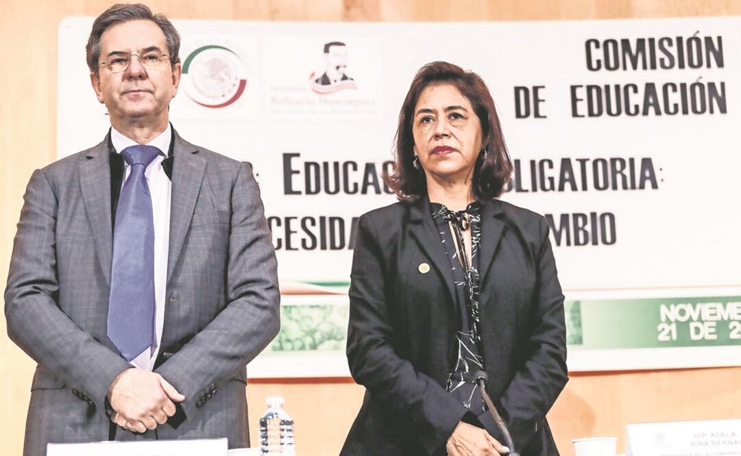Esteban Moctezuma Barragán durante la inauguración del Foro de Educación en la Cámara Baja. Foto: GERMÁN ESPINOSA. EL UNIVERSAL