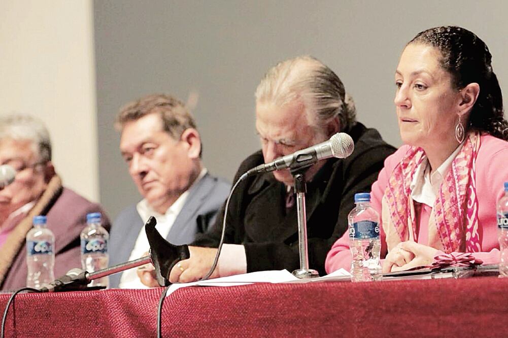 Incumplen. Claudia Sheinbaum aseguró que varios diputados locales han violentado la Constitución local (ARCHIVO. EL UNIVERSAL)