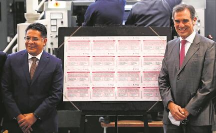 Imprimen boletas para revocación de mandato
