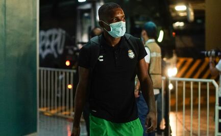 Juan Otero llegó a la CDMX para reportar con el América