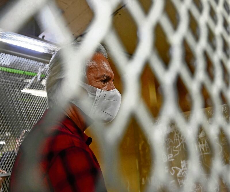 El guatemalteco José Rubén Zamora, presidente de El Periódico fue arrestado el viernes pasado. Foto: JOHAN ORDONEZ/ AFP