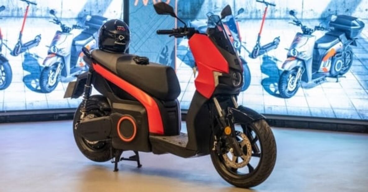 SEAT MÓ eScooter 125, así se maneja la primera moto eléctrica de la marca española