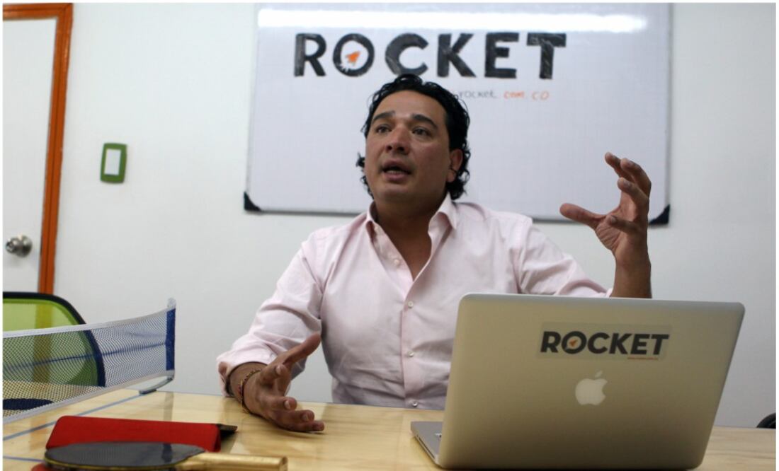 La idea para formar la empresa surgió cuando el emprendedor trabajaba como regulador financiero, entonces descubrió la necesidad de ampliar la educación financiera en América Latina.