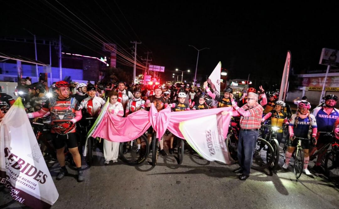 Gobernador Rocha da banderazo a la Rodada Rosa 2025. Foto: Especial