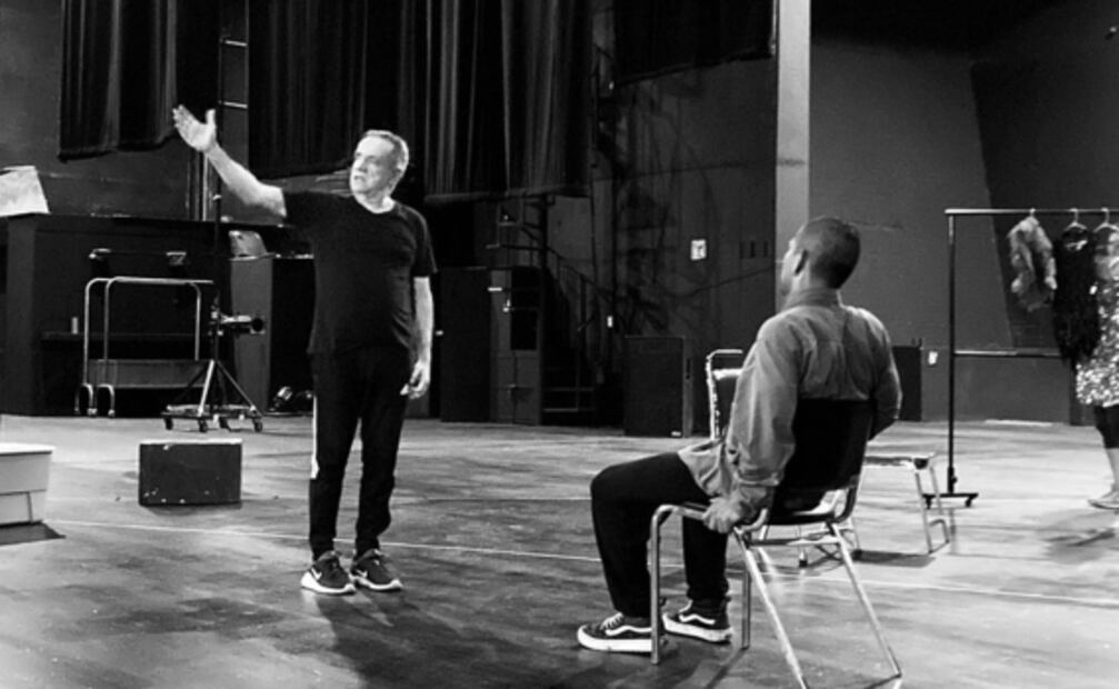 La resaca de la guerra en el seno de la familia es abordada por Hugo Alfredo Hinojosa