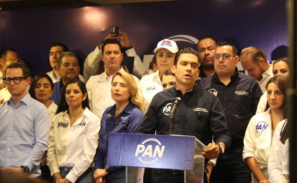 Dirigente del PAN exige extradición a EU de Rubén Rocha; descarta licencia para Maru Campo.
Foto: Francisco Rodríguez.