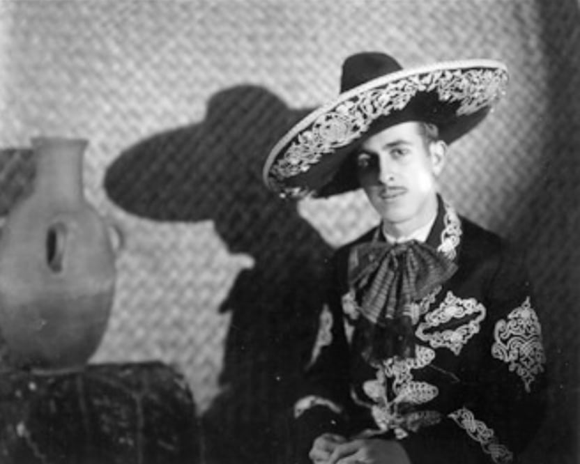 Augusto “Guty” Cárdenas (retratro de época). Trovador yucateco cuyo asesinato en el Bach marca la leyenda que atraviesa la crónica. Crédito: FOTOGRAFÍA ANÓNIMA, SECRETARÍA DE CULTURA/ INAH / SINAFO