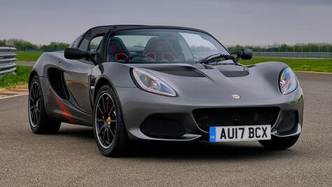 Lotus se convertirá en competencia de Ferrari