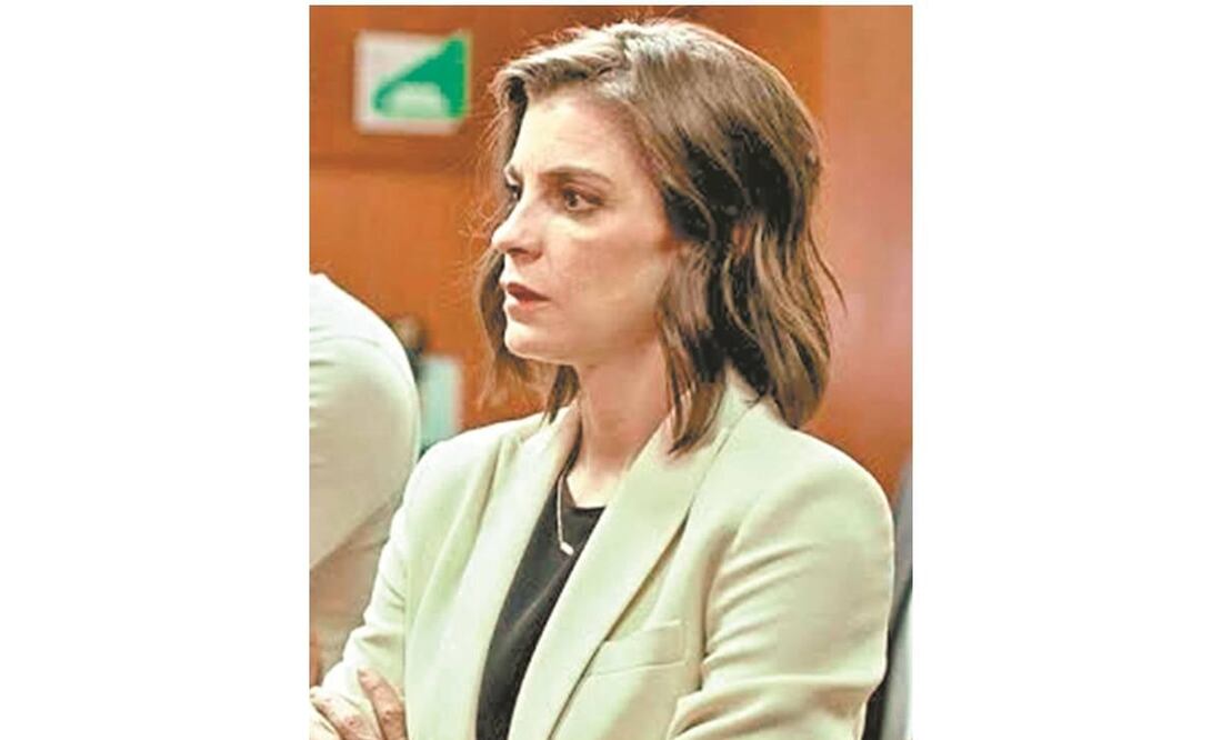 Su personaje debe hacerse cargo del negocio tequilero familiar. Netflix