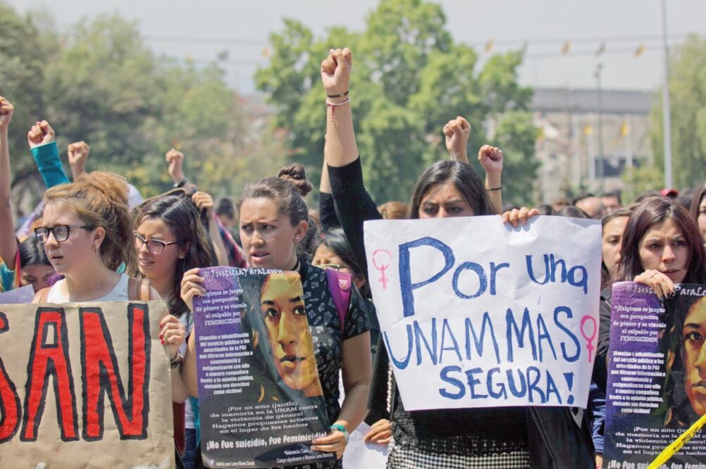 En marzo pasado alumnas tomaron la FCPyS para protestar contra el acoso sexual y feminicidios que se reportan en esa casa de estudios y en el país. Foto: ARCHIVO EL UNIVERSAL