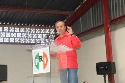 César Camacho hace proselitismo en Aguascalientes 