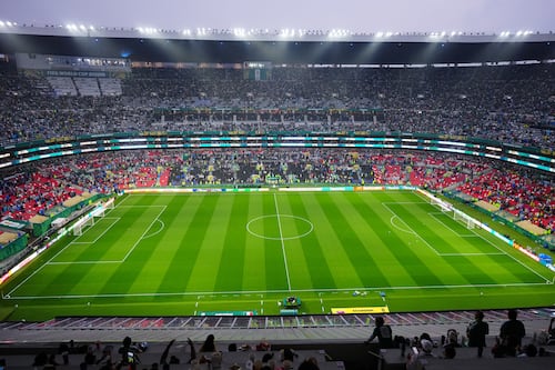 "El Estadio Azteca fue creado por los dioses"; exseleccionado inglés recuerda su triunfo sobre México