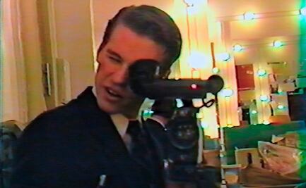 "He vivido en la ilusión casi tanto como he vivido fuera de ella”: Val Kilmer estrena documental autobiográfico