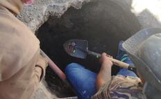 "Las fosas siguen hablando y nosotros no vamos a callar"; Guerreros Buscadores hallan cuerpo de joven en cochera de una casa