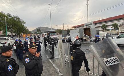 Cae estructura de escenario en explanada de alcaldía Gustavo A Madero en celebración del Día de las Madres; reportan lesionados