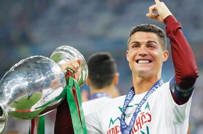 ‘CR7’ agradece a sus compañeros