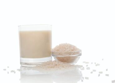 Para qué sirve el agua de arroz y cómo prepararla