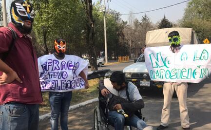 Militantes de Morena protestan contra reelección de Patricia Durán en Naucalpan 