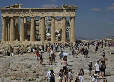 Cierran, otra vez, la Acrópolis de Atenas por ola de calor en Grecia