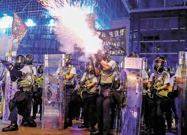 Llaman al diálogo por crisis en Hong Kong