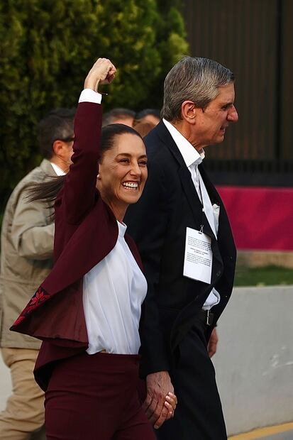 Claudia Sheinbaum a su llegada al primer debate presidencial en el INE / Foto: Berenice Fregoso. EL UNIVERSAL