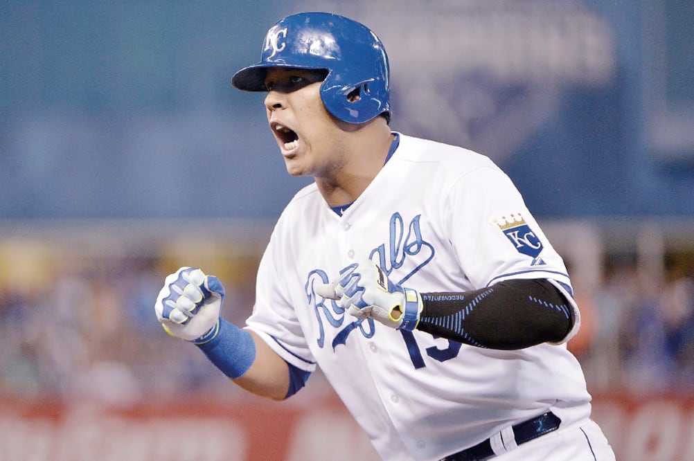 Los Royals vinieron de atrás para amarrar el pase a la final de LA (DENNY MEDLEY. USA TODAY SPORTS)