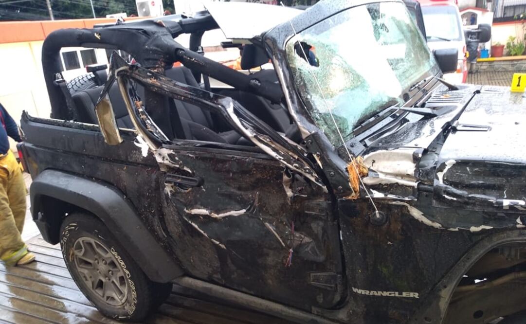 Vehículo en el que viajaba la pareja (Foto: especial)