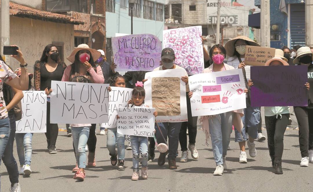 Mientras en el Estado de México familiares de María Fernanda, de 10 años, víctima de abuso sexual, exigieron con una marcha que se reubique su negocio ante las amenazas del presunto agresor. Foto: Jorge Alvarado/ EL UNIVERSAL.