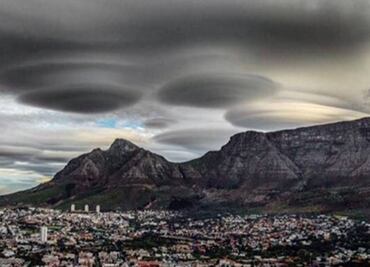 Nubes en forma de “ovni” invadieron Sudáfrica