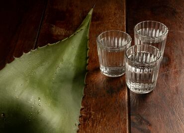 Profeco retirará y penalizará marcas de mezcal por irregularidades