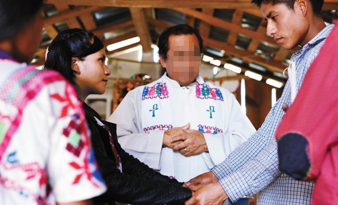 In this Indigenous community, girls as young as 12 are forced into marriage - Photo: Salvador Cisneros/EL UNIVERSAL