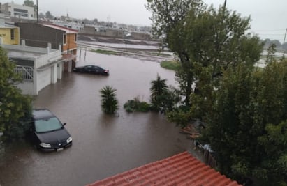 Lluvia deja severas inundaciones en Tepeapulco, Hidalgo