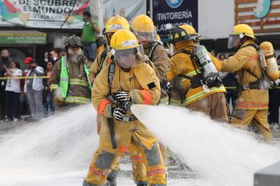 Avala cabildo bono a bomberos y paramédicos en Tlalnepantla