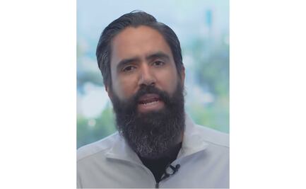 Carlos Muñoz culpa a su personaje por insultar a mesero y anuncia su retiro de las redes sociales