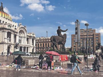Empieza regreso de ambulantes a la zona de Bellas Artes