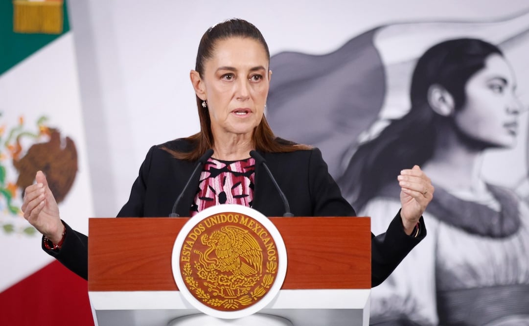 Claudia Sheinbaum Pardo en su conferencia matutina en Palacio Nacional el 13 de abril de 2026. Foto: Diego Simón / EL UNIVERSAL