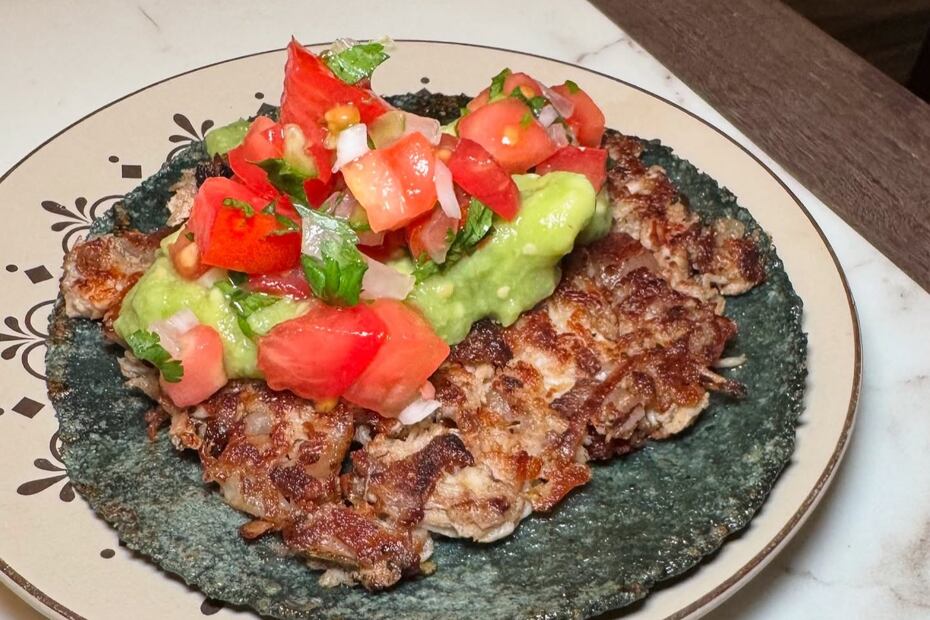 Ingredientes frescos y tortillas hechas a mano distinguen a los platillos de La Once Mil. Foto: Facebook La Once Mil