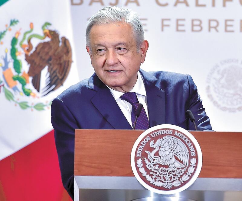 El presidente Andrés Manuel López Obrador dijo que las mujeres del gobierno federal que así lo decían pueden participar en plena libertad. Foto: PRESIDENCIA