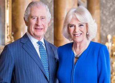 Evacúan a Carlos III y Camila tras una "falsa alarma" durante una visita a Jersey