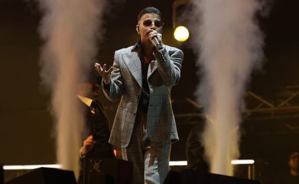 Rauw Alejandro cierra la primera noche del Flow Fest; presenta ante el público su nuevo disco, Cosa Nuestra