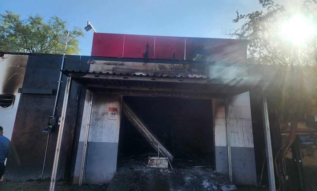 Enfrentamiento en Ejido El Claro en Sonora, deja dos heridos y un expendio incendiado; hay dos detenidos. Foto: Especial