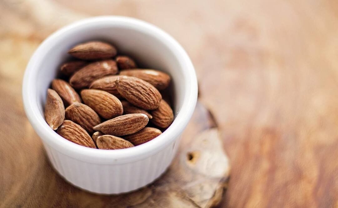 Las almendras tienen beneficios para tu sistema inmune / Foto: Pixabay