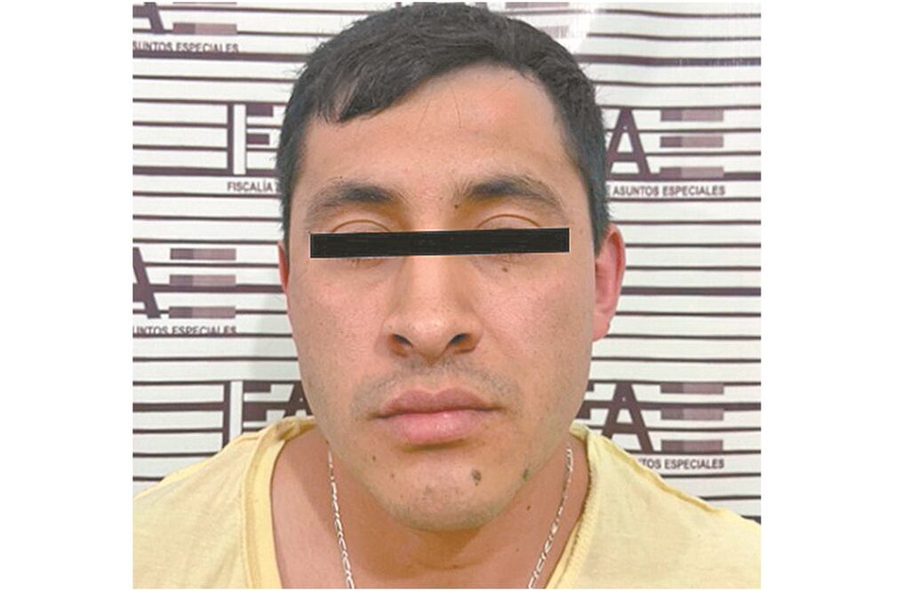 Édgar Alejandro “N” tenía objetos que fueron robados en la casa del notario público. Foto: ESPECIAL